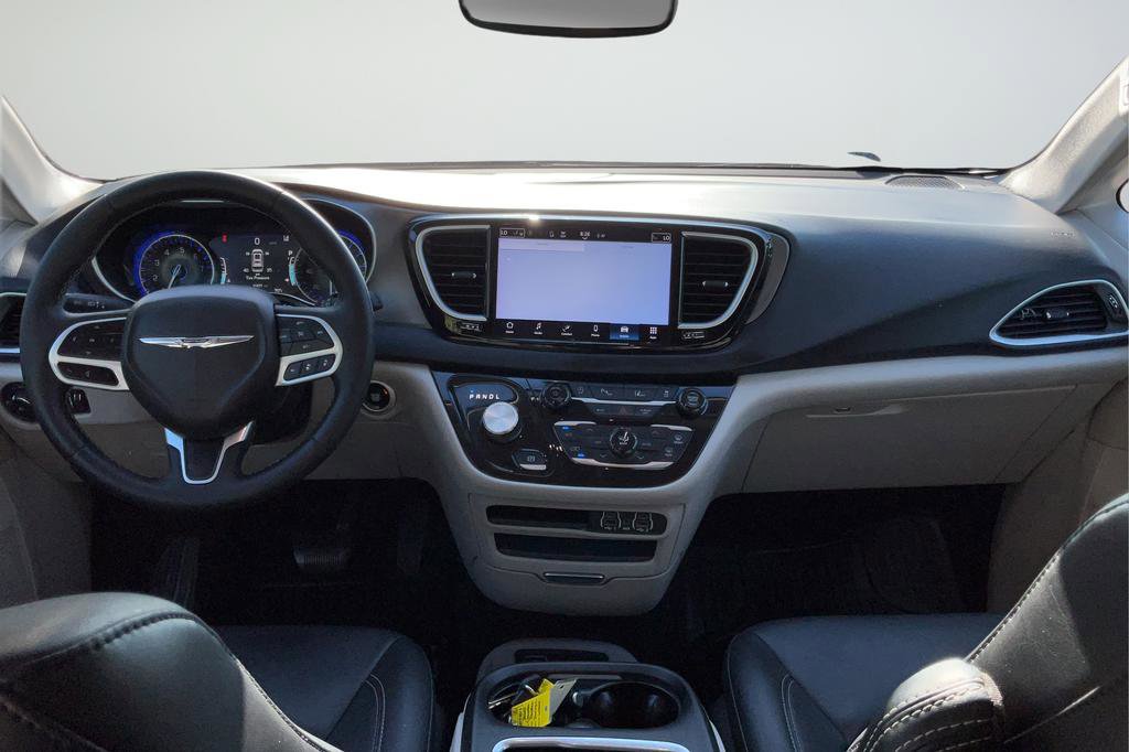 2023 Chrysler Pacifica Touring-L