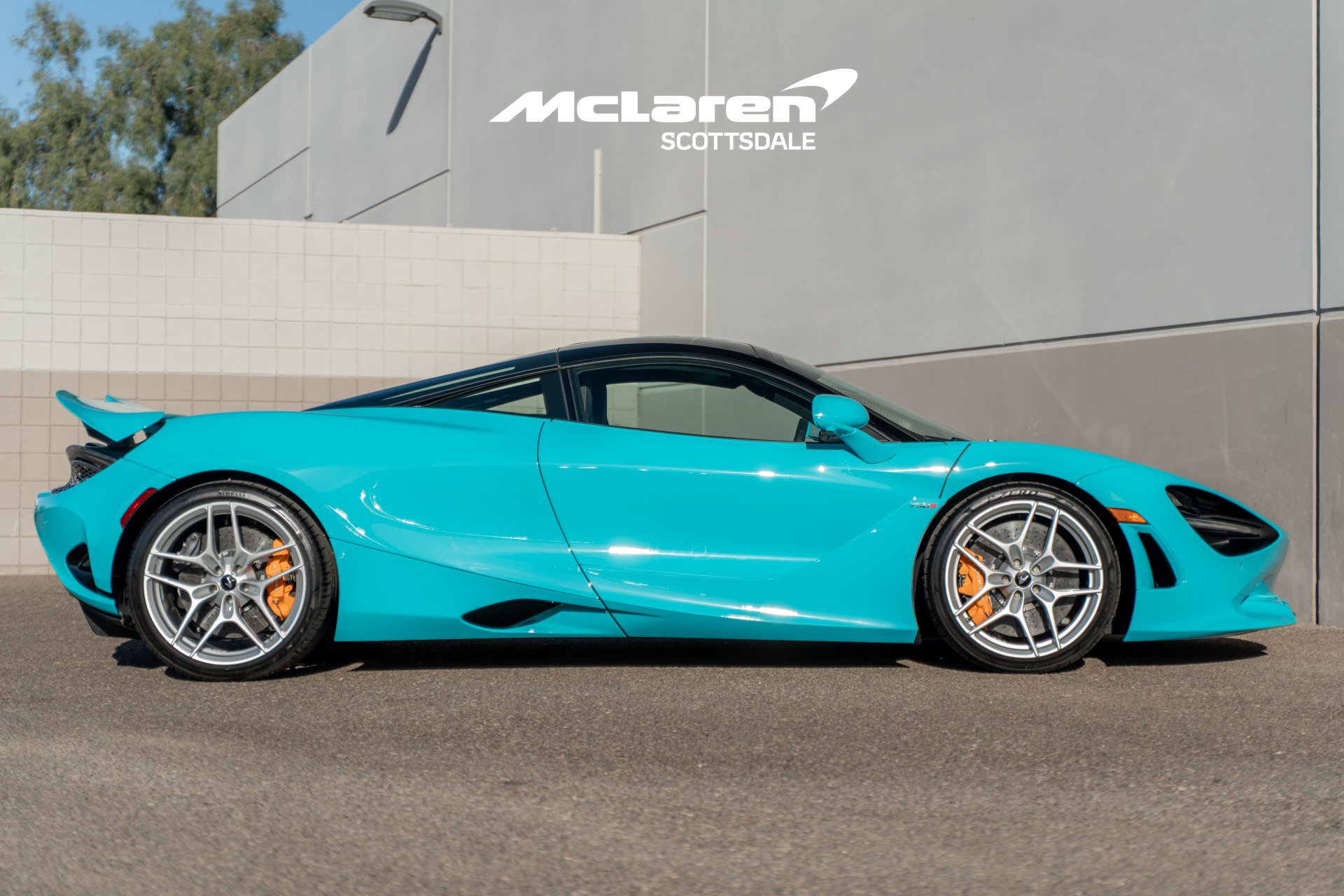 New 2026 McLaren 750S photo 8
