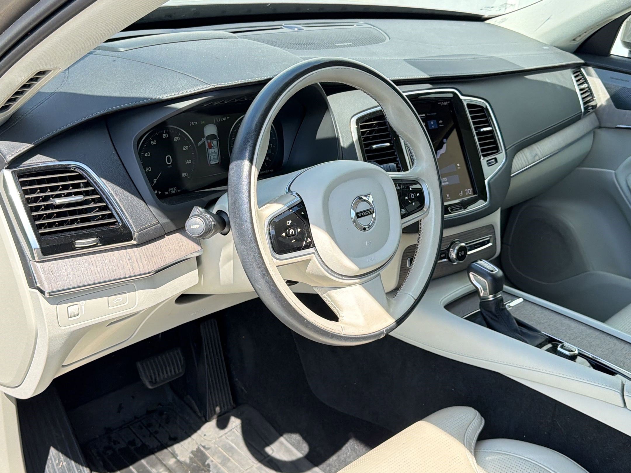 2022 Volvo Xc90 T6 Inscription