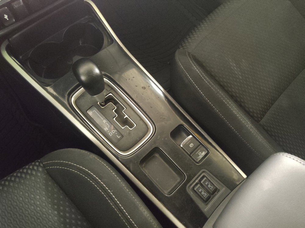 2019 Mitsubishi Outlander ES