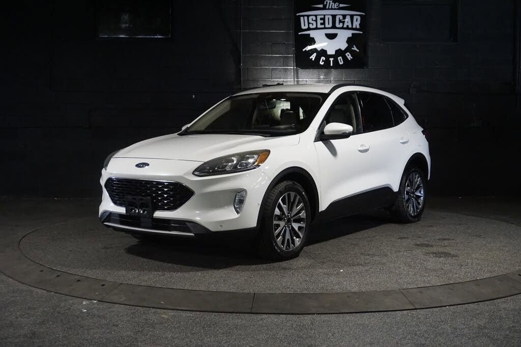 2020 Ford Escape Titanium