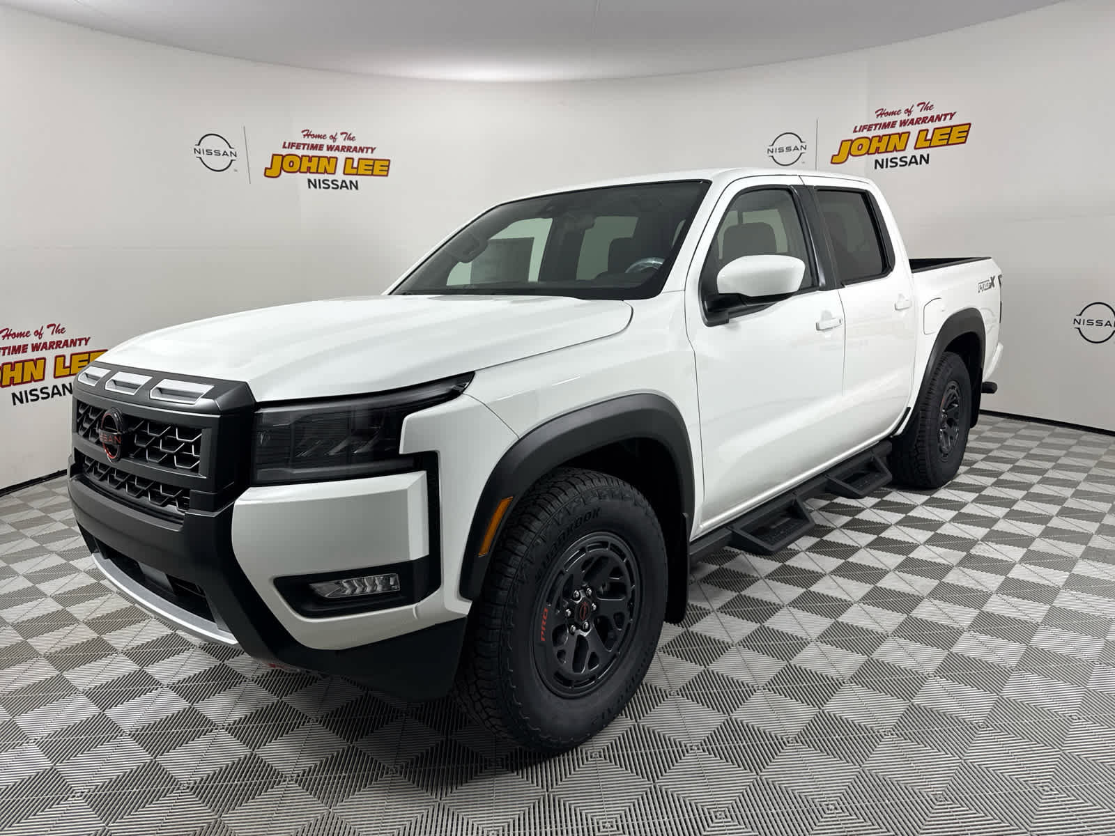 New 2026 Nissan Frontier Pro-X w/ Tow Package