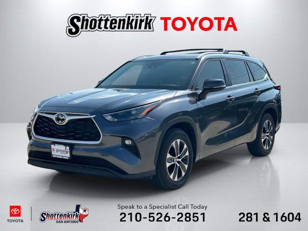 2025 Toyota Highlander XLE