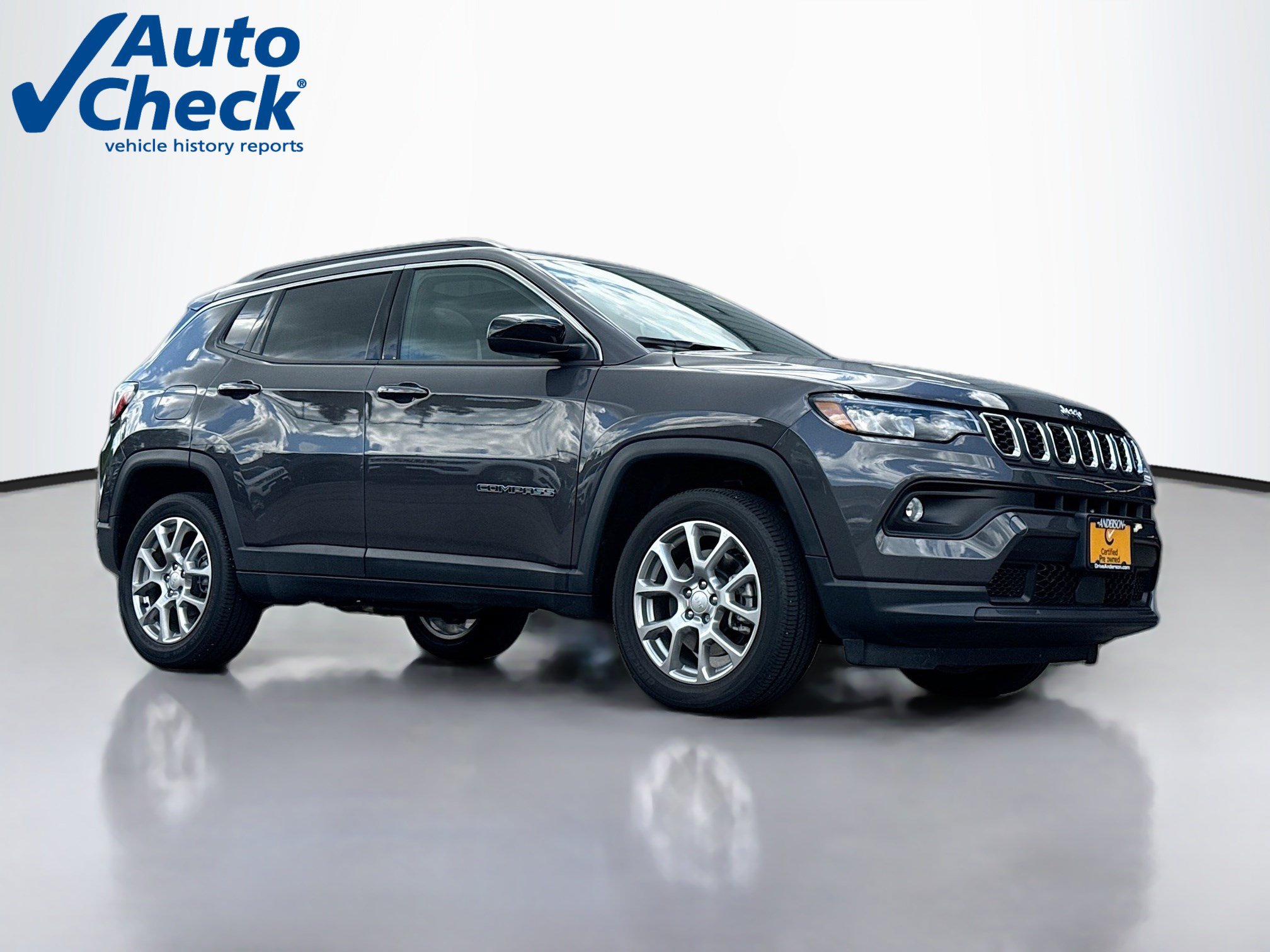 Used 2024 Jeep Compass Latitude w/ Sun and Sound Group