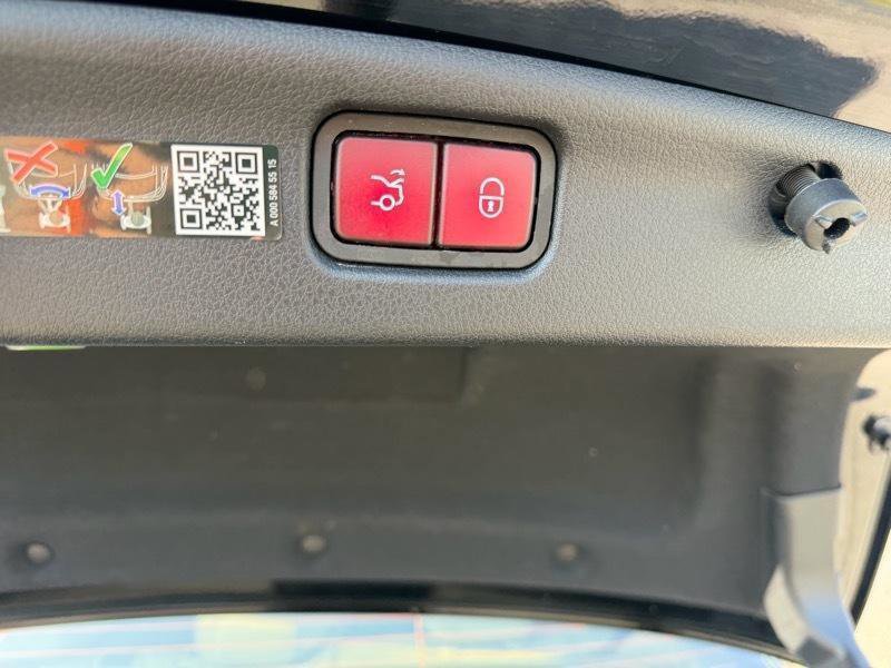 2022 Mercedes-Benz C 300 Sedan