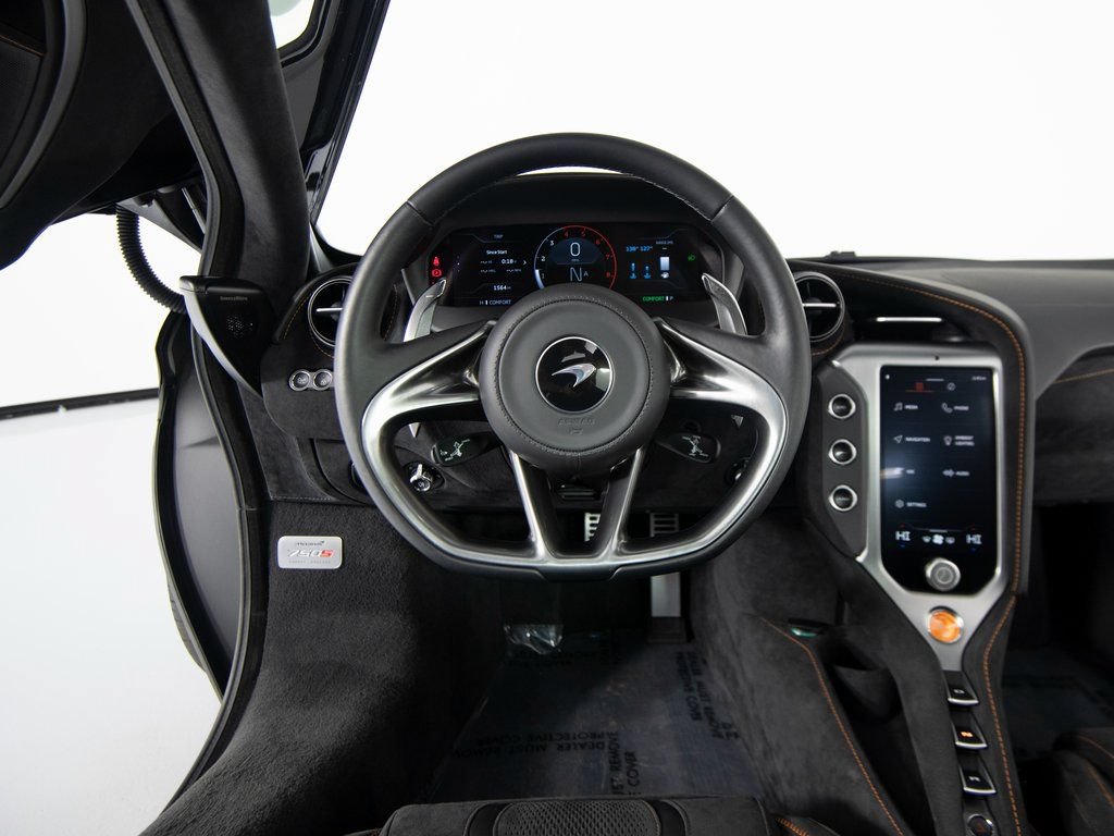 Used 2025 McLaren 750S photo 15