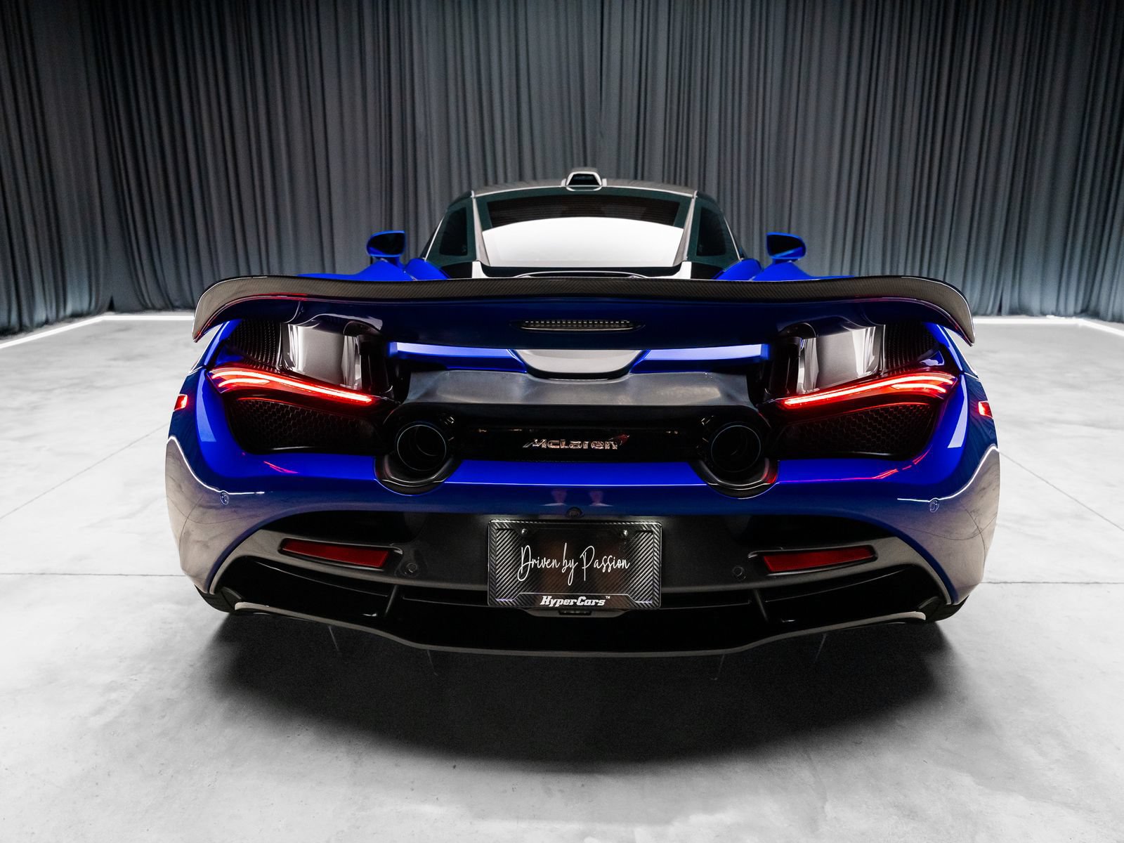 Used 2018 McLaren 720S Luxury photo 16