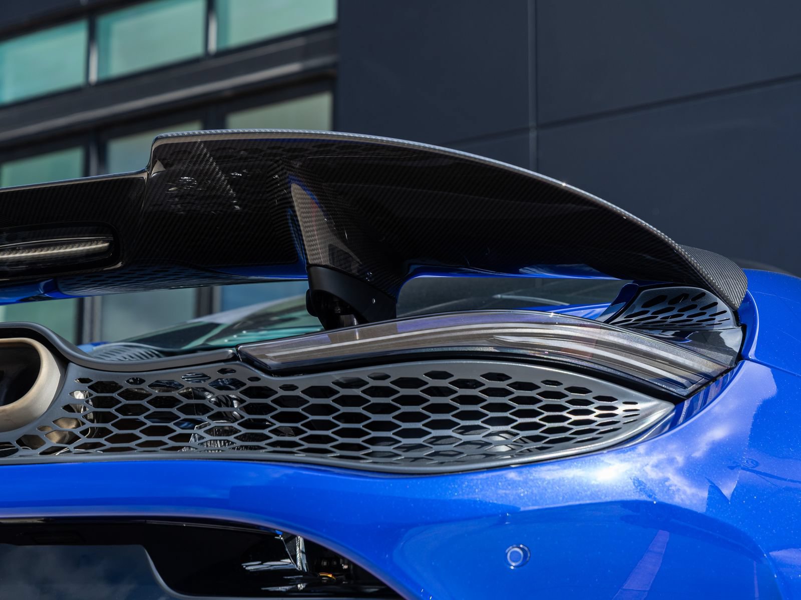 Used 2026 McLaren 750S photo 18