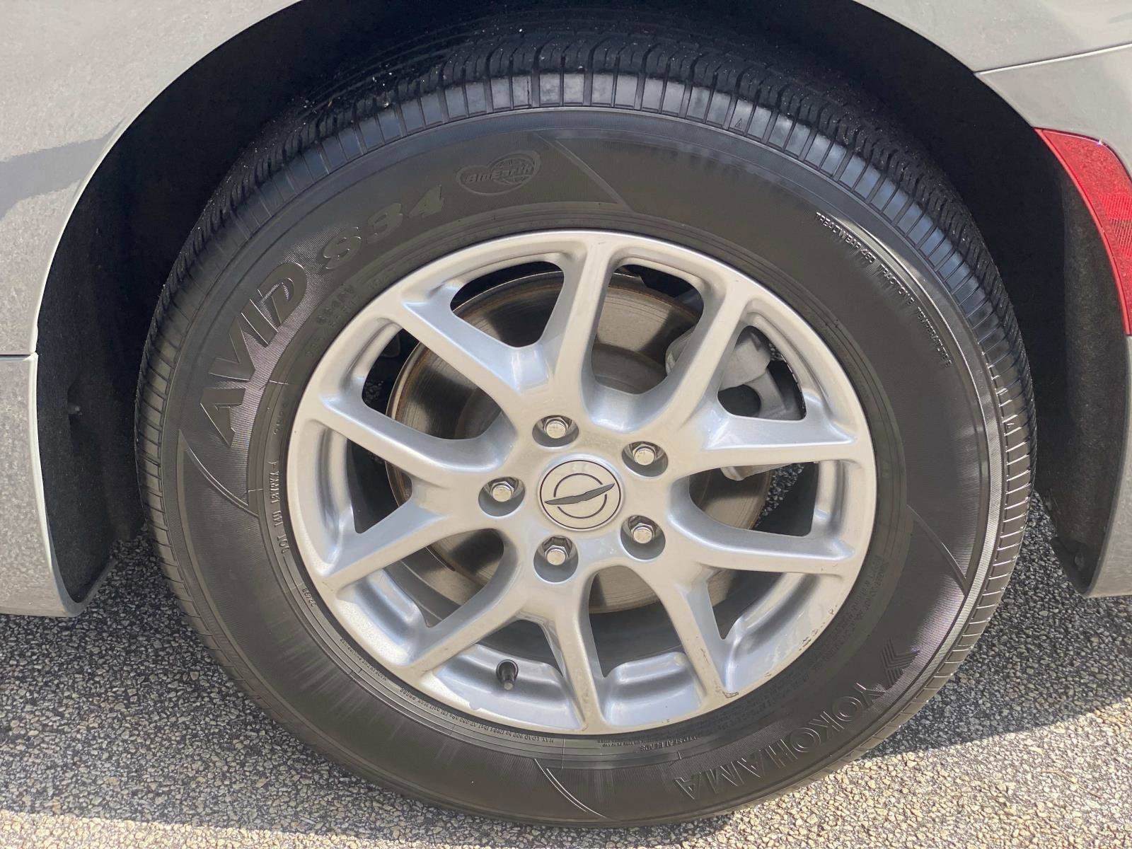 2025 Chrysler Pacifica Select