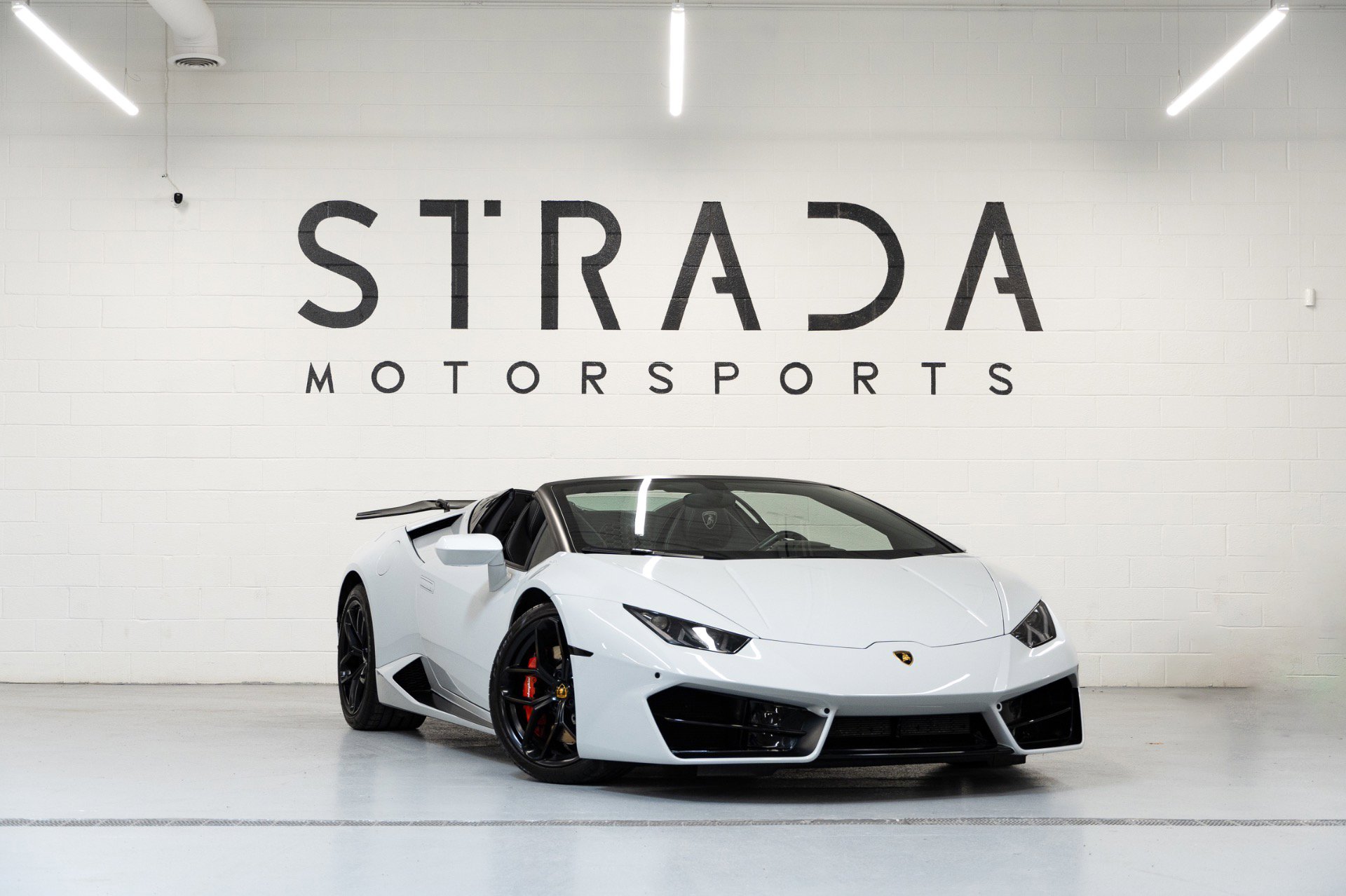 Used 2017 Lamborghini Huracan LP 580-2