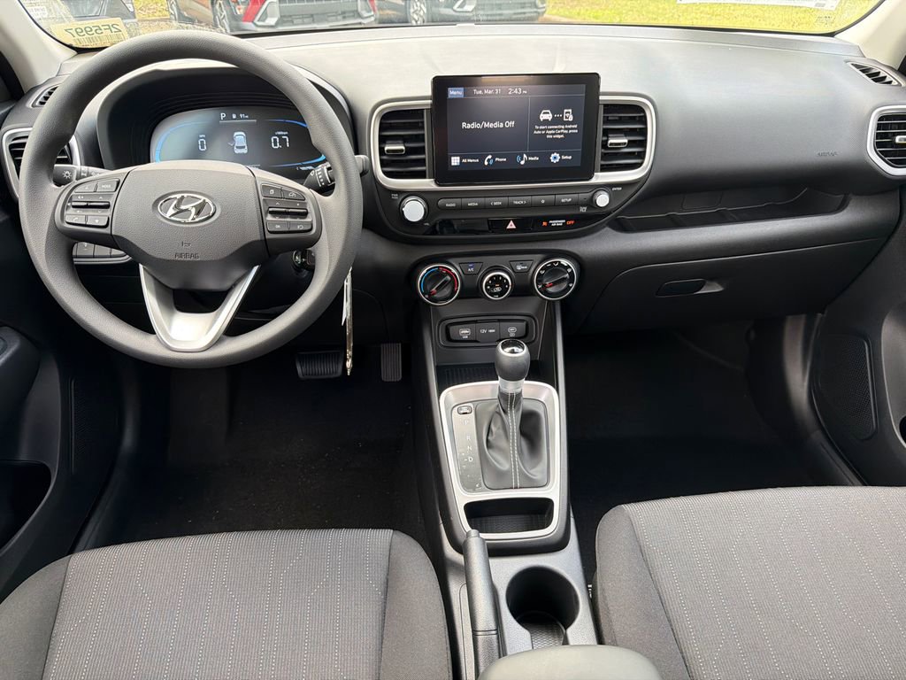 2026 Hyundai Venue SE