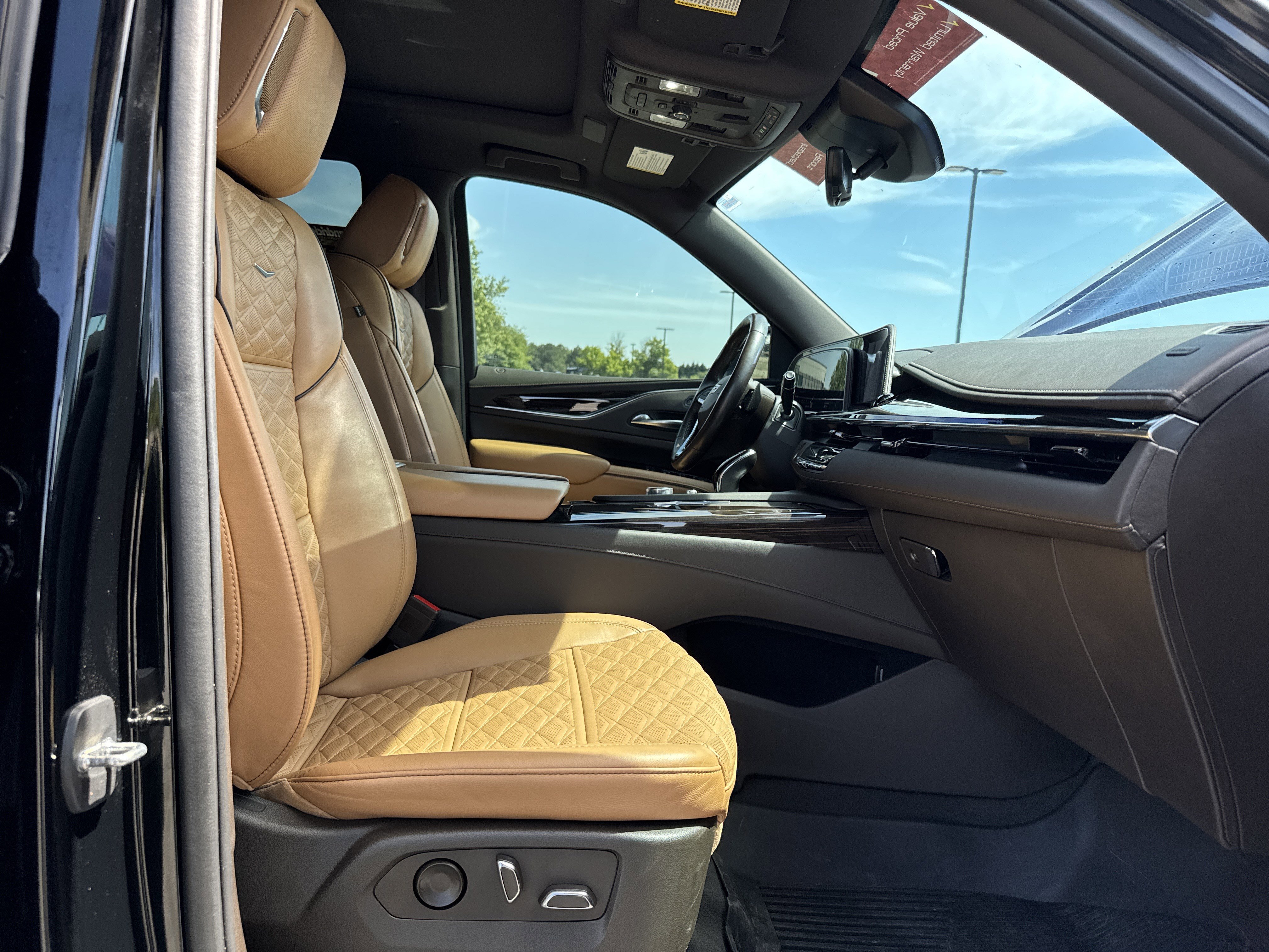 2022 Cadillac Escalade Sport