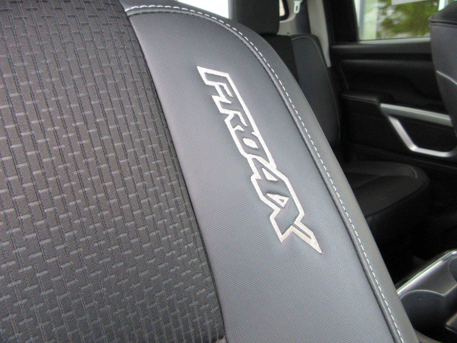 2017 Nissan Titan PRO-4X