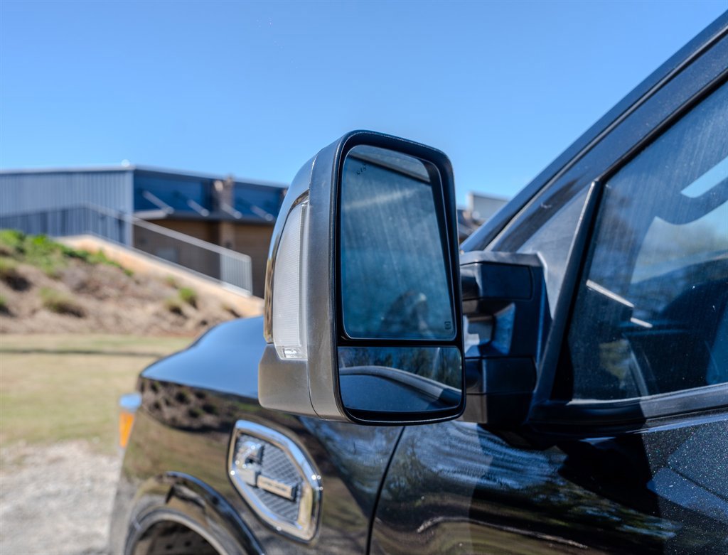 2017 Nissan Titan Platinum Reserve