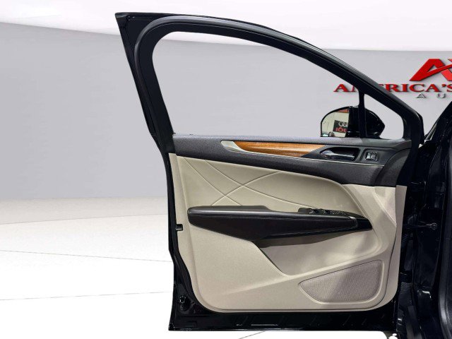 2019 Lincoln MKC Select