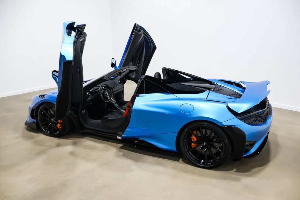 Used 2022 McLaren 765LT photo 26