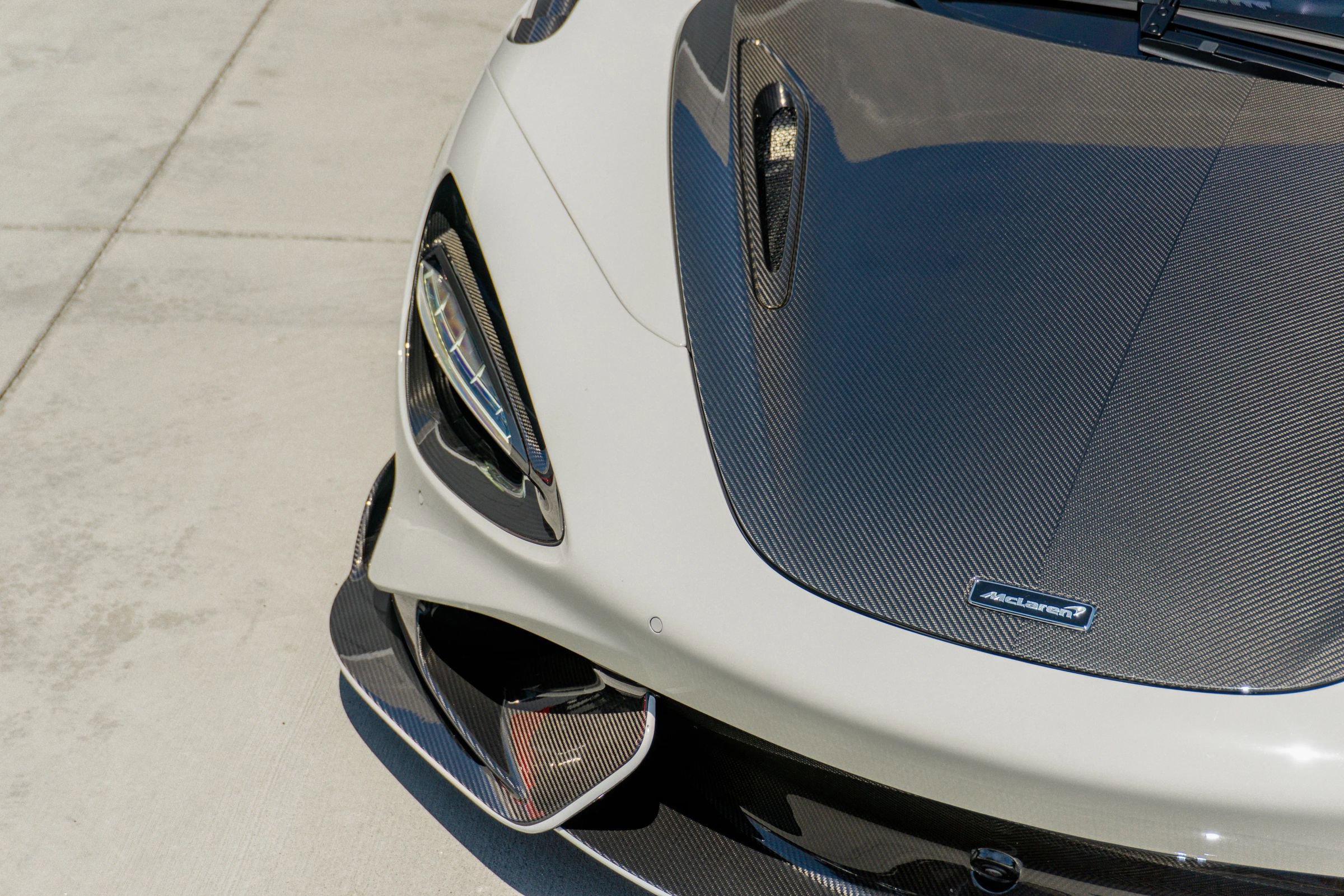 Used 2022 McLaren 765LT photo 30