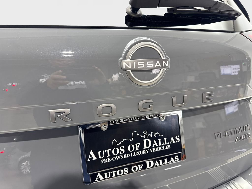 2025 Nissan Rogue Platinum
