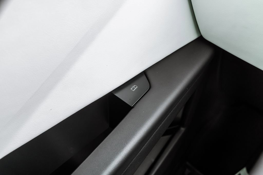 2024 Tesla Cybertruck AWD Crew Cab