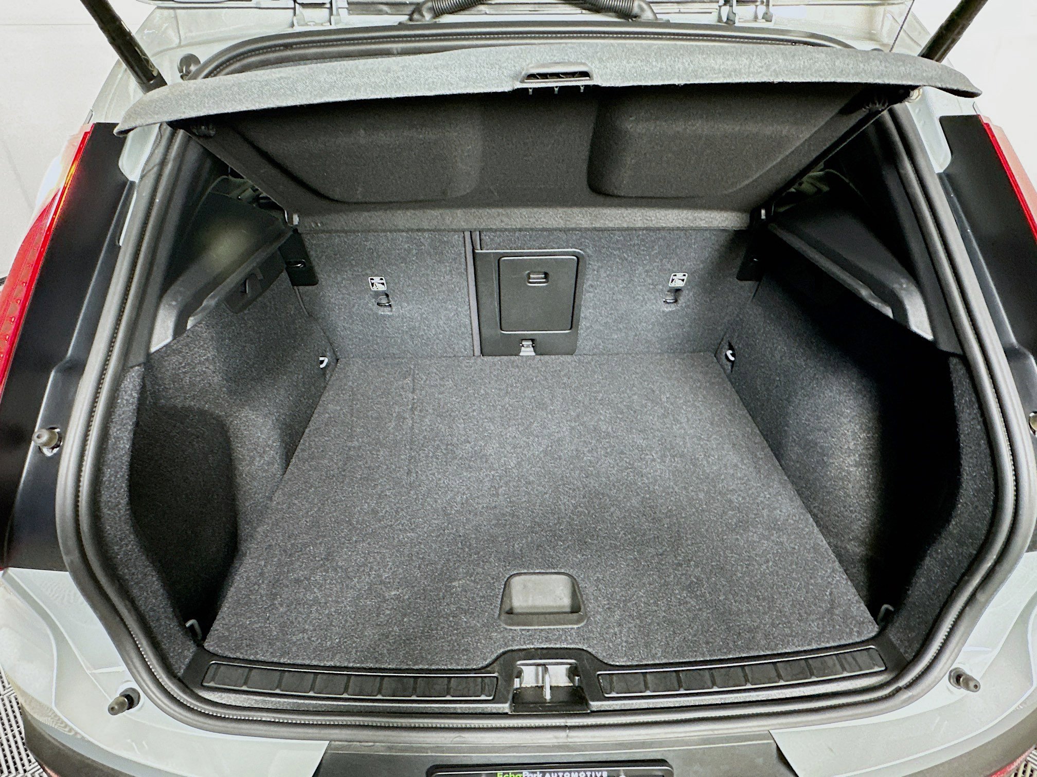 2025 Volvo Xc40 B5 Core