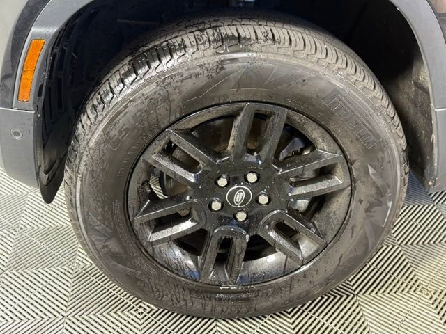 2025 Land Rover Defender 110 S