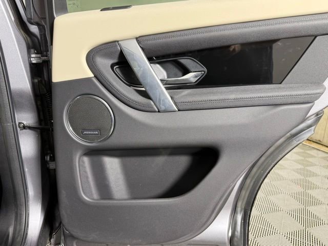 2025 Land Rover Discovery Sport S