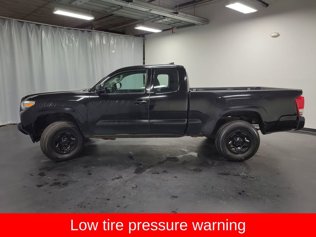 2017 Toyota Tacoma SR