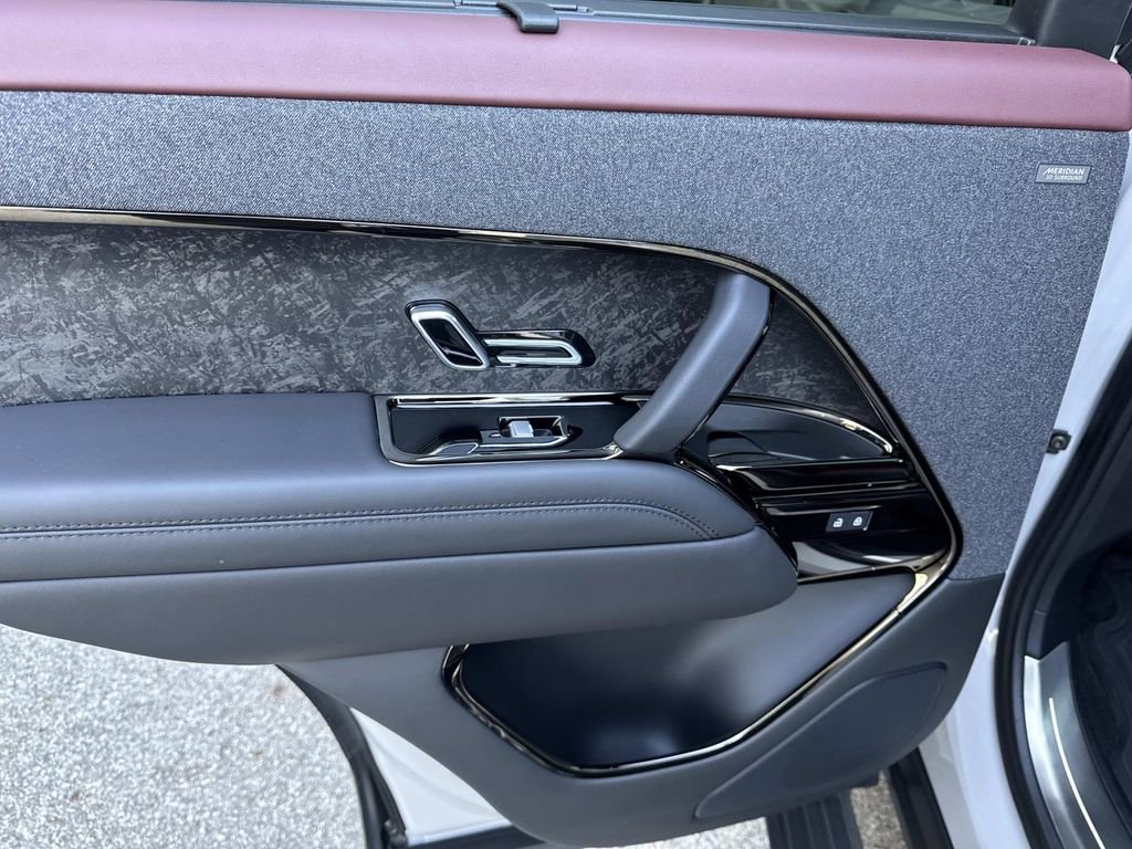 2025 Land Rover Range Rover Sport Autobiography