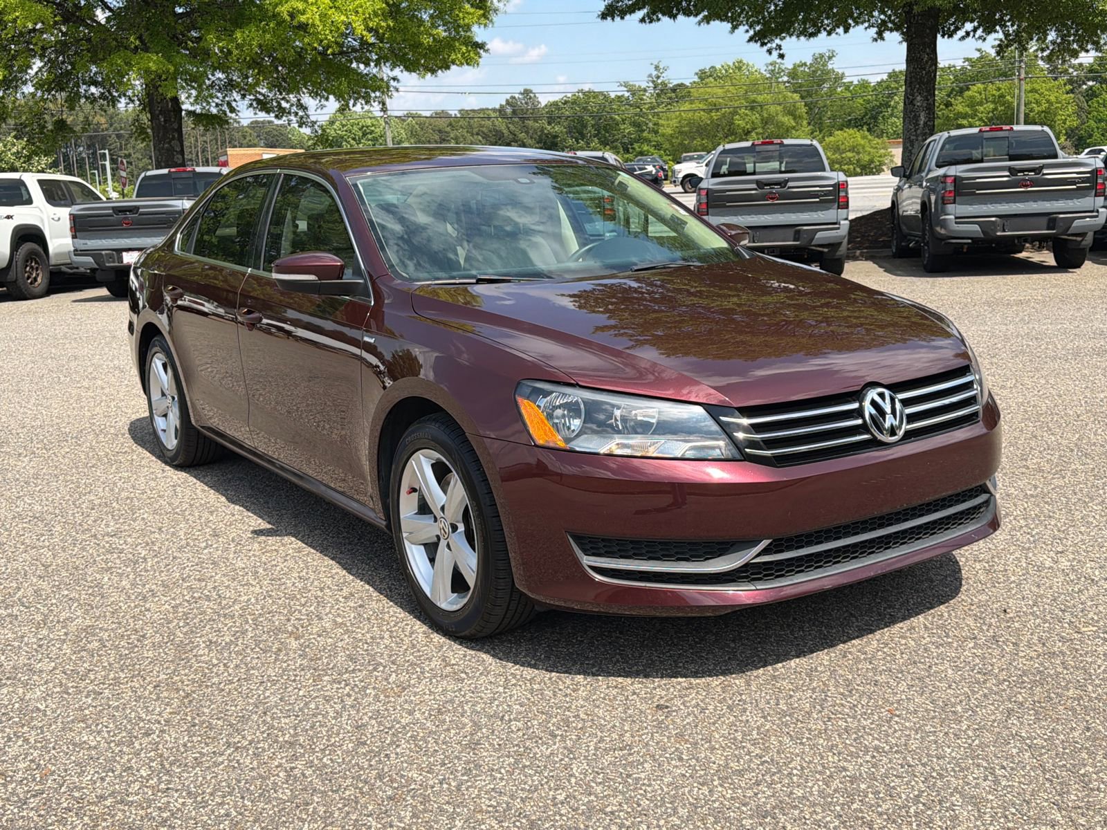 2014 Volkswagen Passat 1.8T Wolfsburg Edition