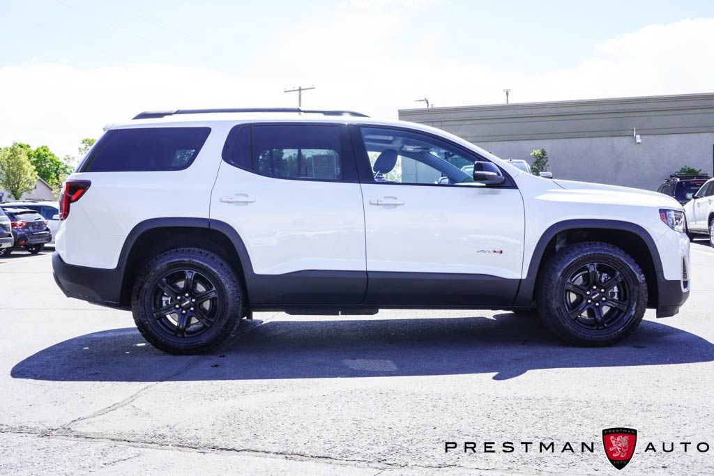 2023 GMC Acadia AT4