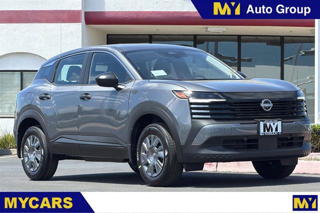 New 2026 Nissan Kicks S