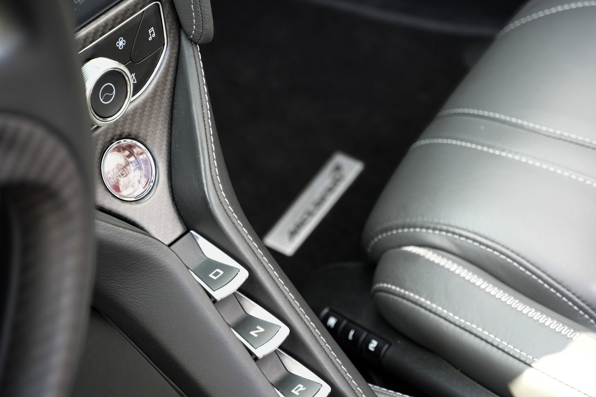Used 2020 McLaren 720S Luxury photo 21