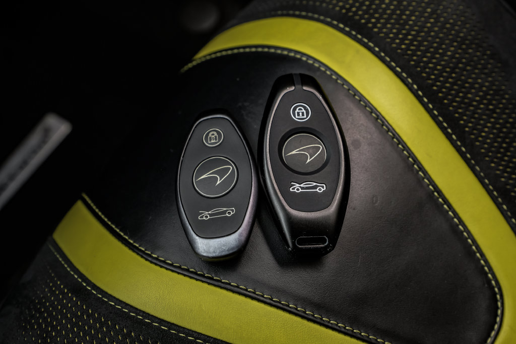 Used 2018 McLaren 720S Performance photo 45