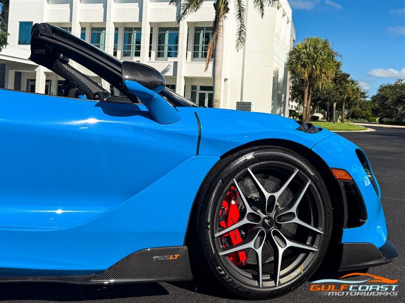 Used 2022 McLaren 765LT photo 66