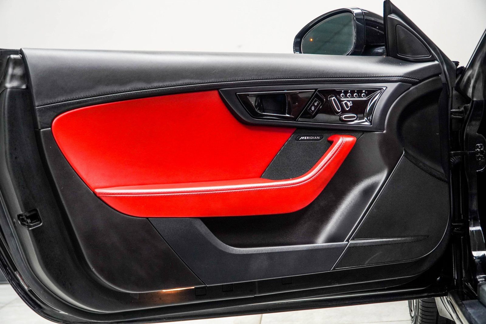 2019 Jaguar F-Type Convertible