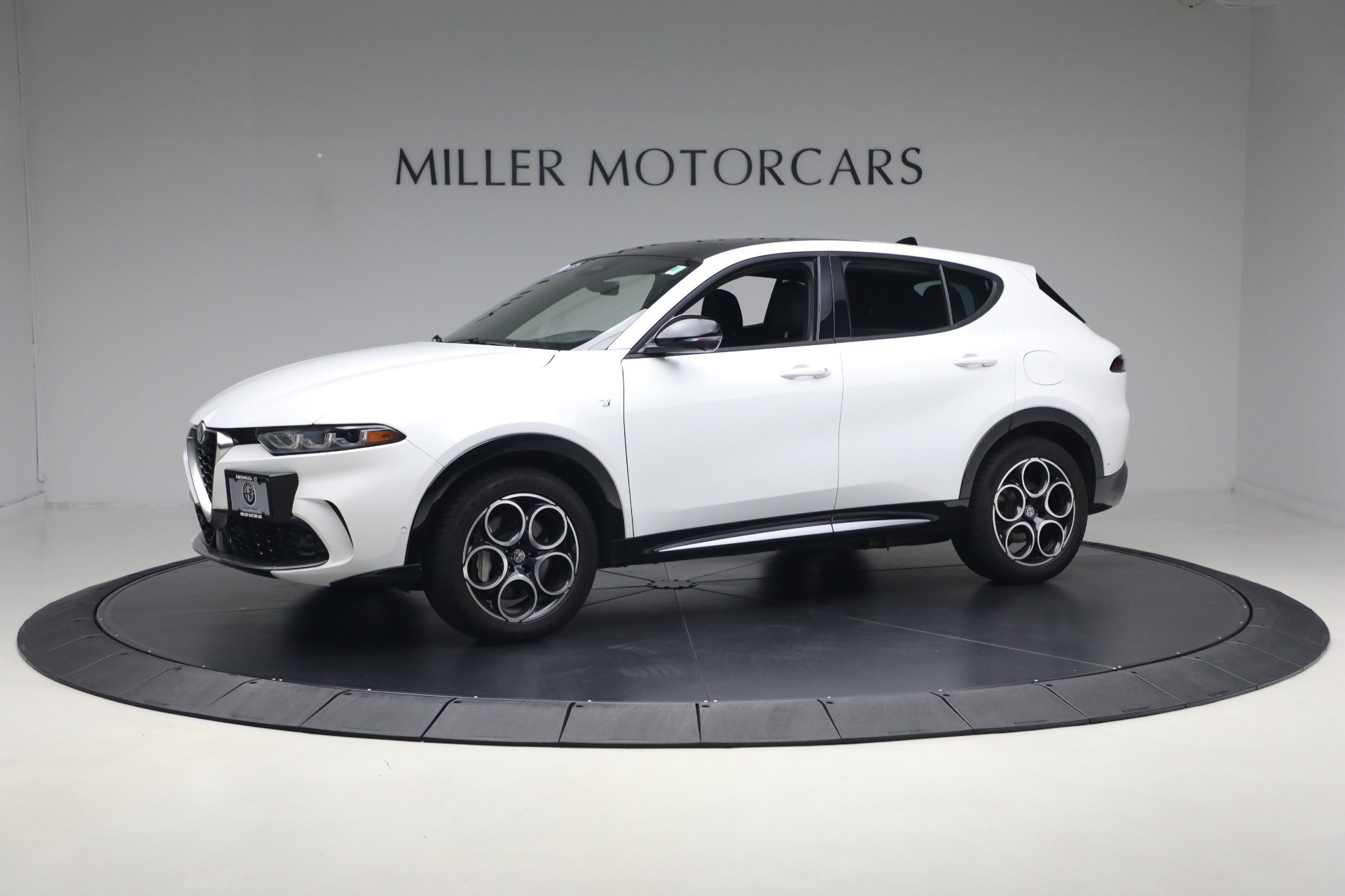 Used 2024 Alfa Romeo Tonale Ti