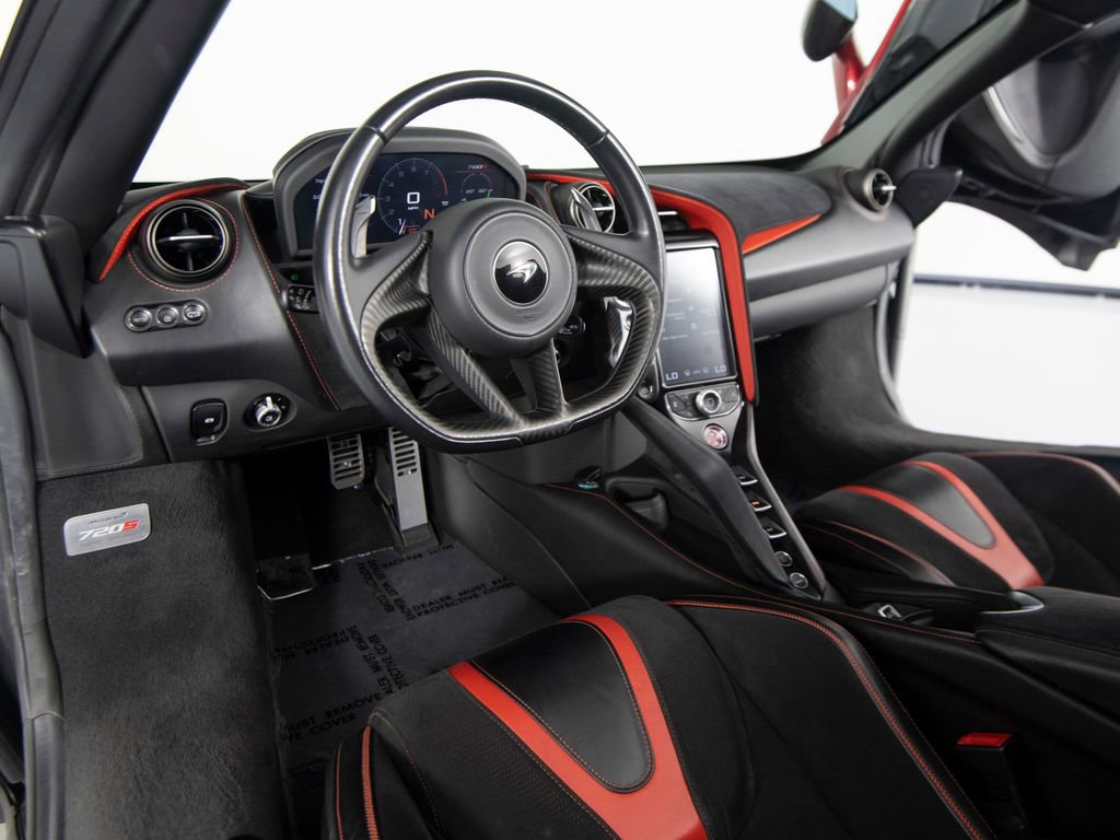 Used 2022 McLaren 720S Luxury photo 15