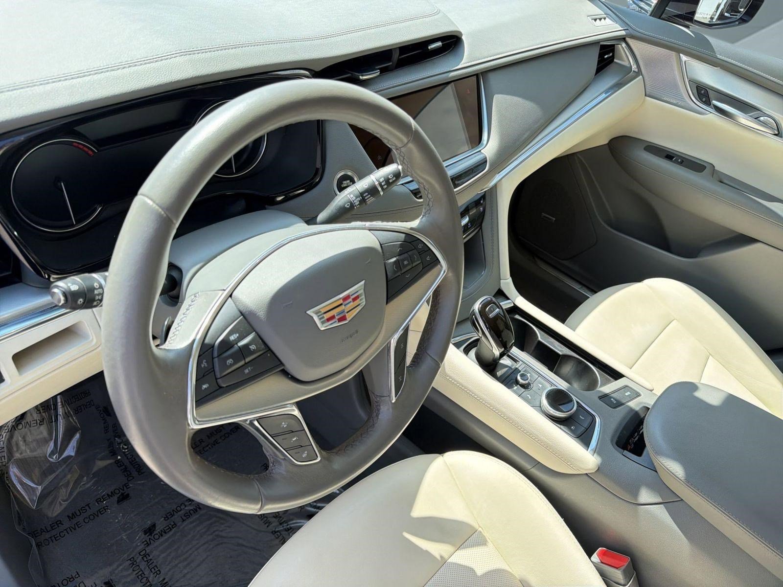 2021 Cadillac XT5 Premium Luxury