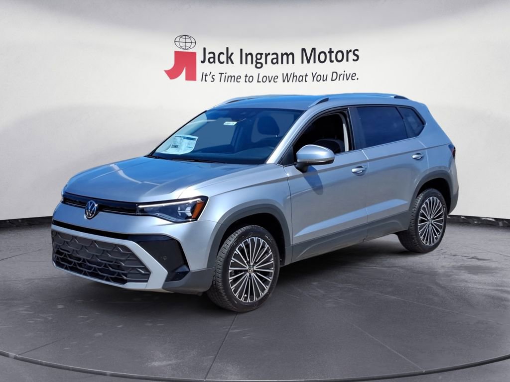 Used 2025 Volkswagen Taos SE
