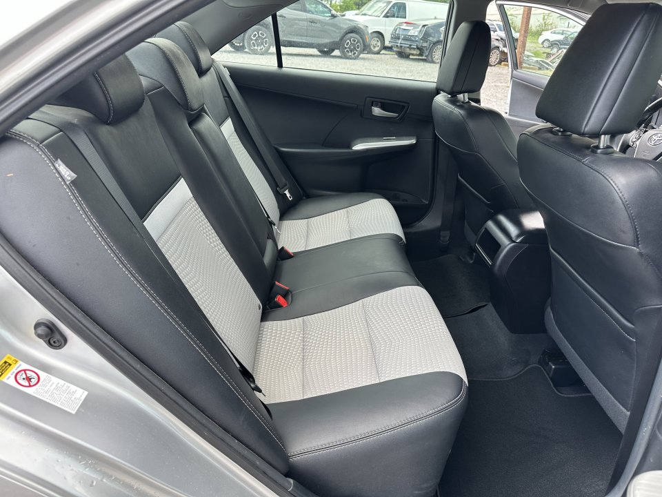 2014 Toyota Camry SE