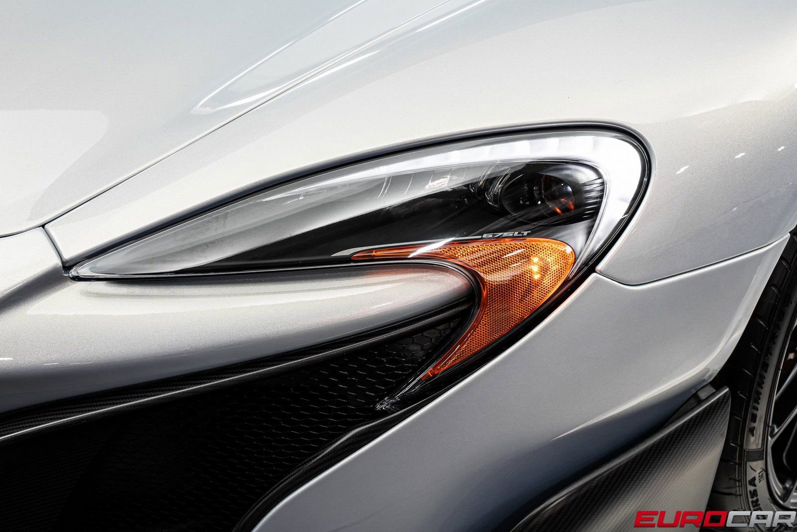 Used 2016 McLaren 675LT Spider photo 14