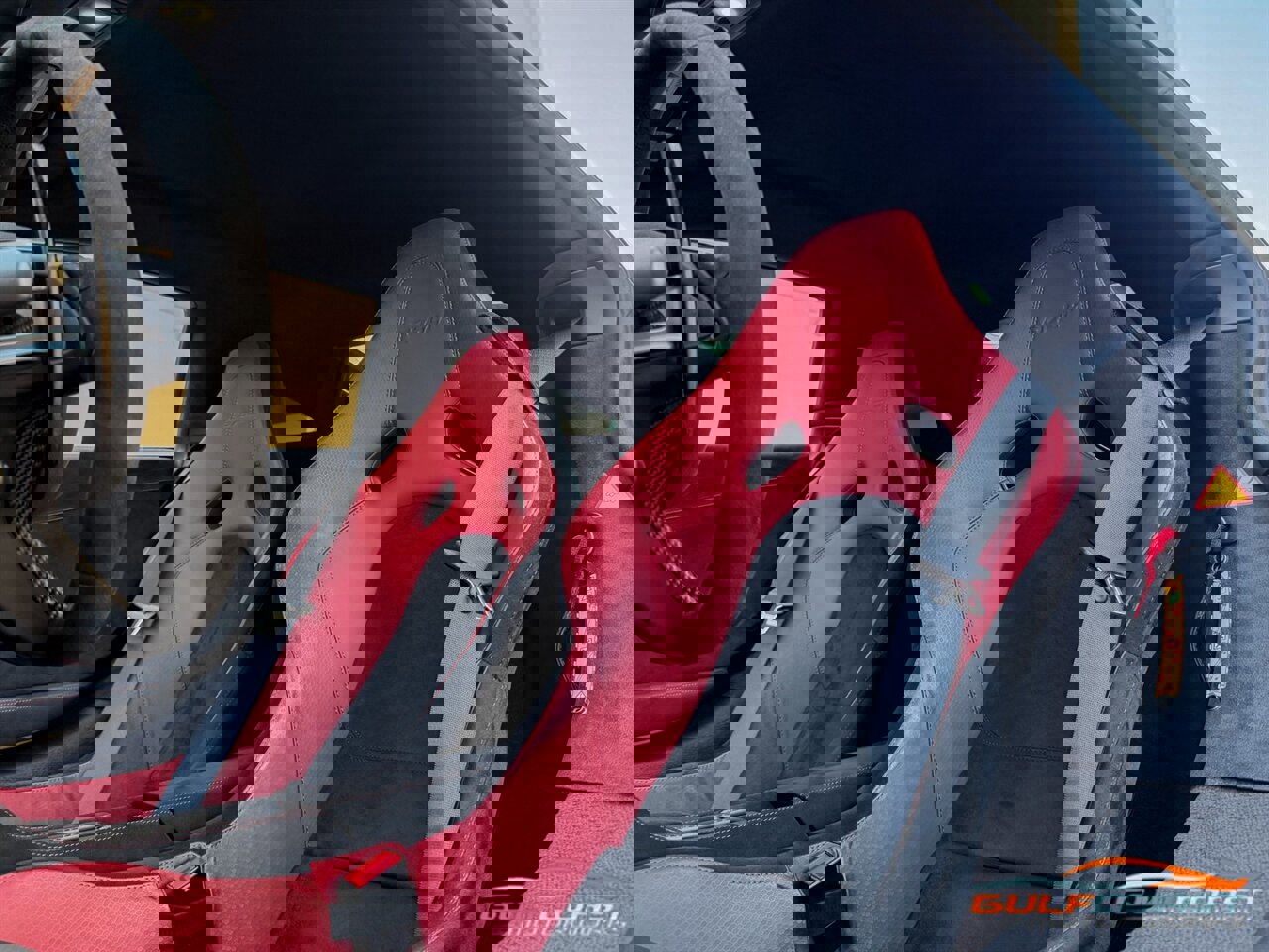 Used 2016 McLaren 675LT photo 24