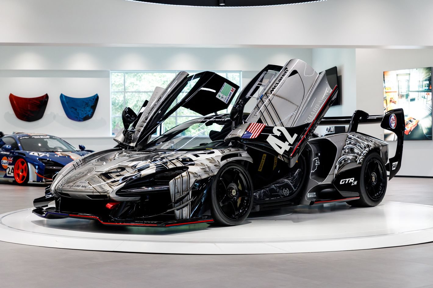 Used 2020 McLaren Senna photo 63