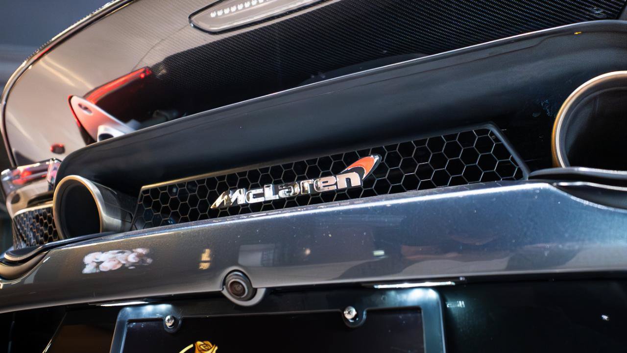Used 2018 McLaren 720S Luxury photo 39