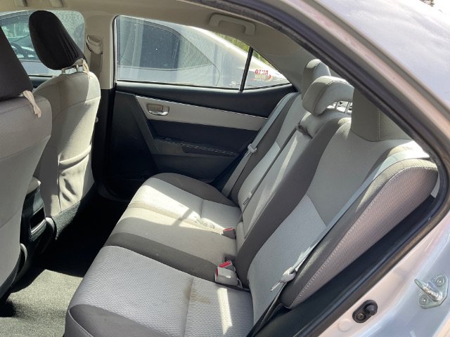 2018 Toyota Corolla LE - Photo 8