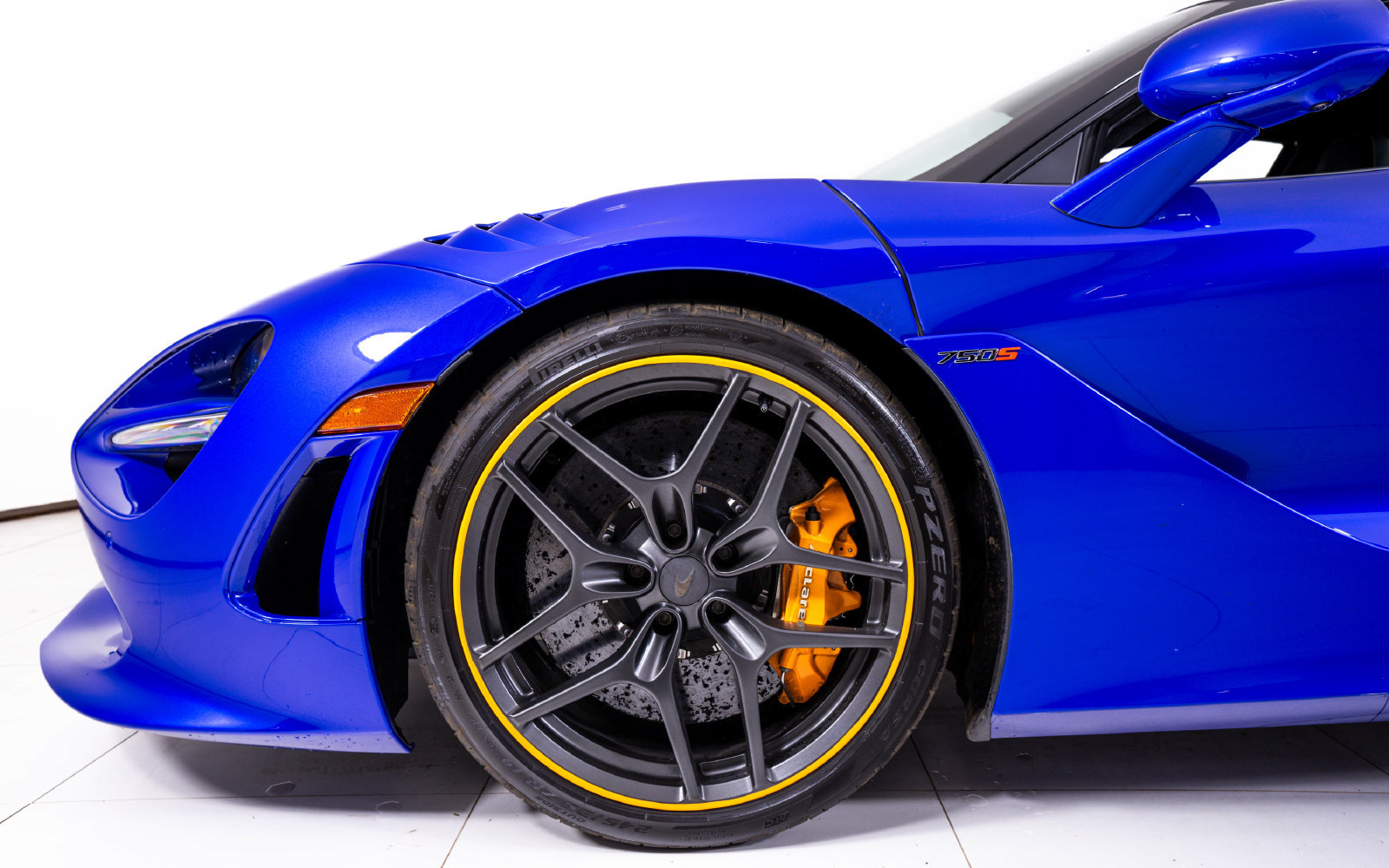 New 2025 McLaren 750S photo 14
