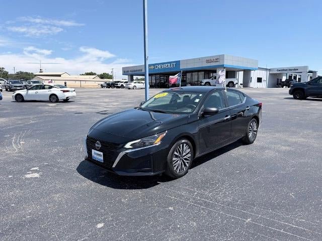 Used 2025 Nissan Altima 2.5 SV