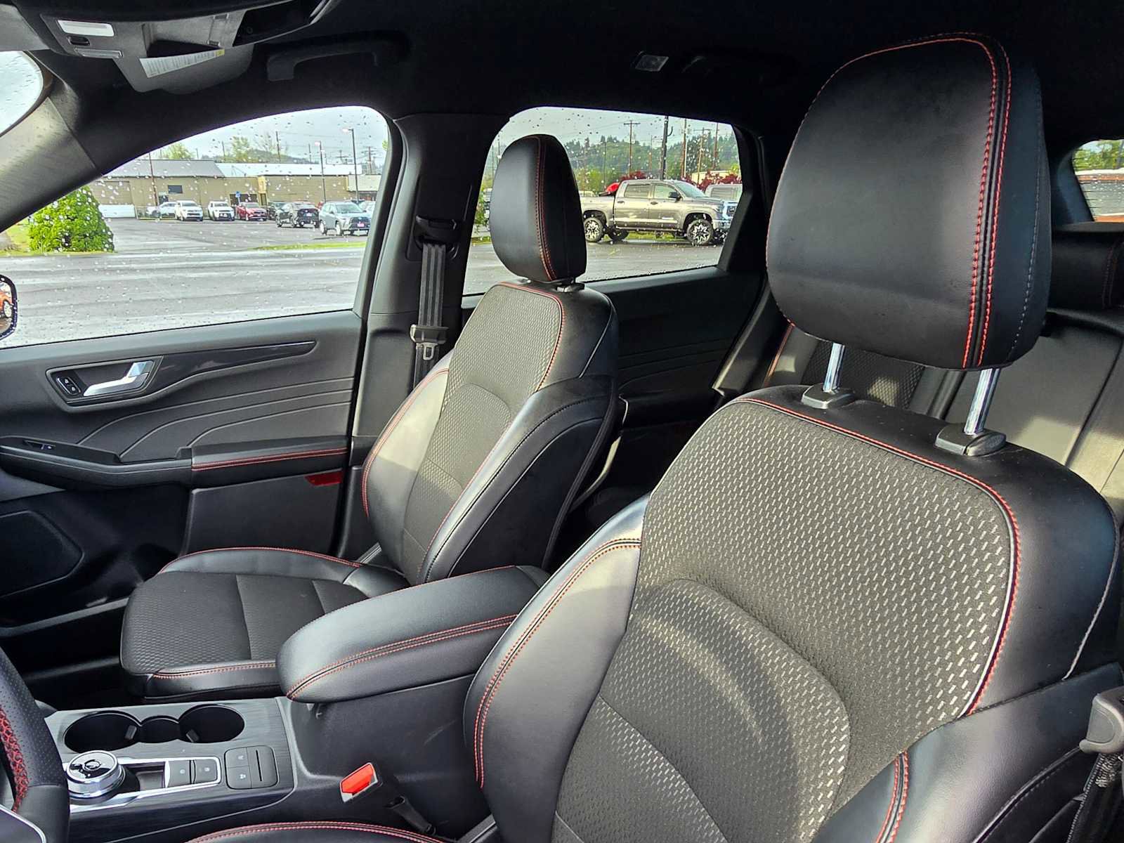 2025 Ford Escape ST-Line Select