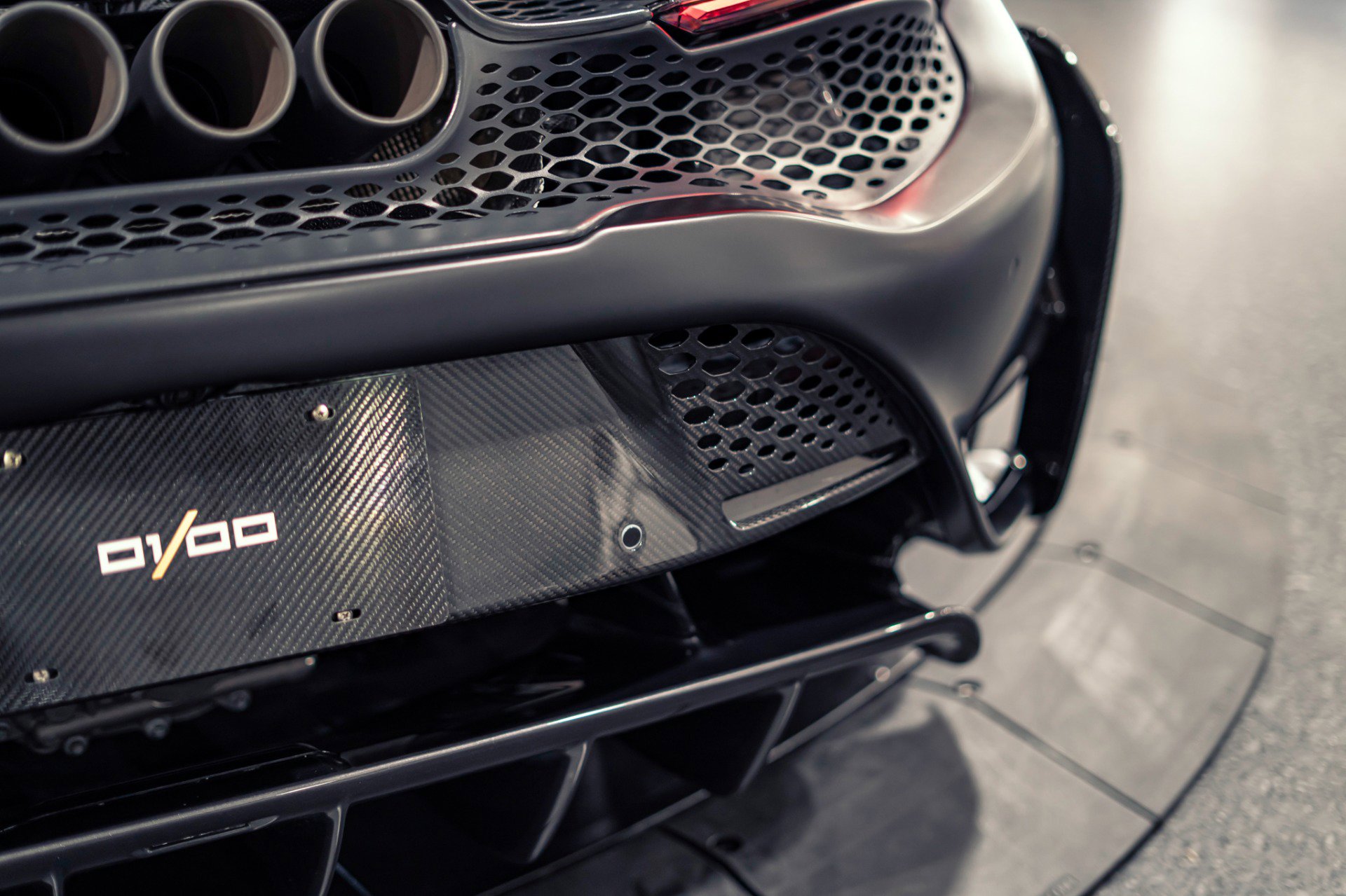 Used 2021 McLaren 765LT photo 33