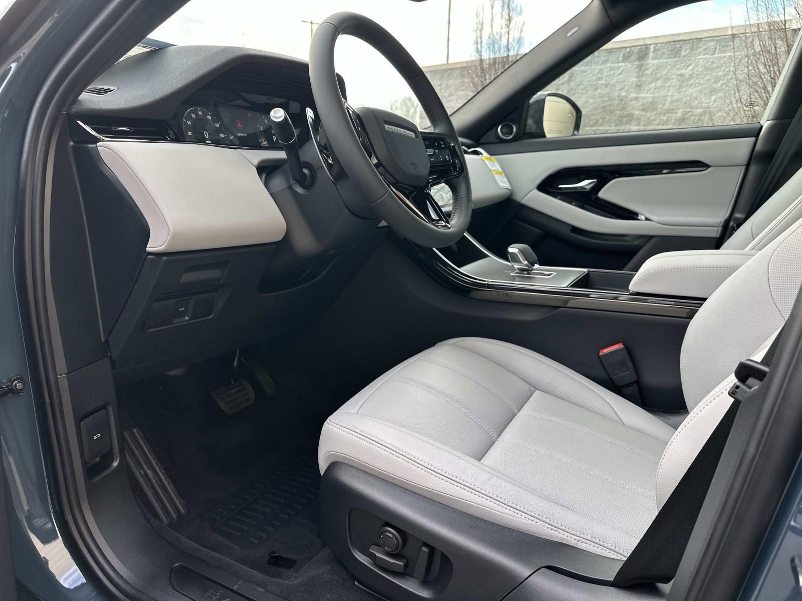 2026 Land Rover Range Rover Evoque S